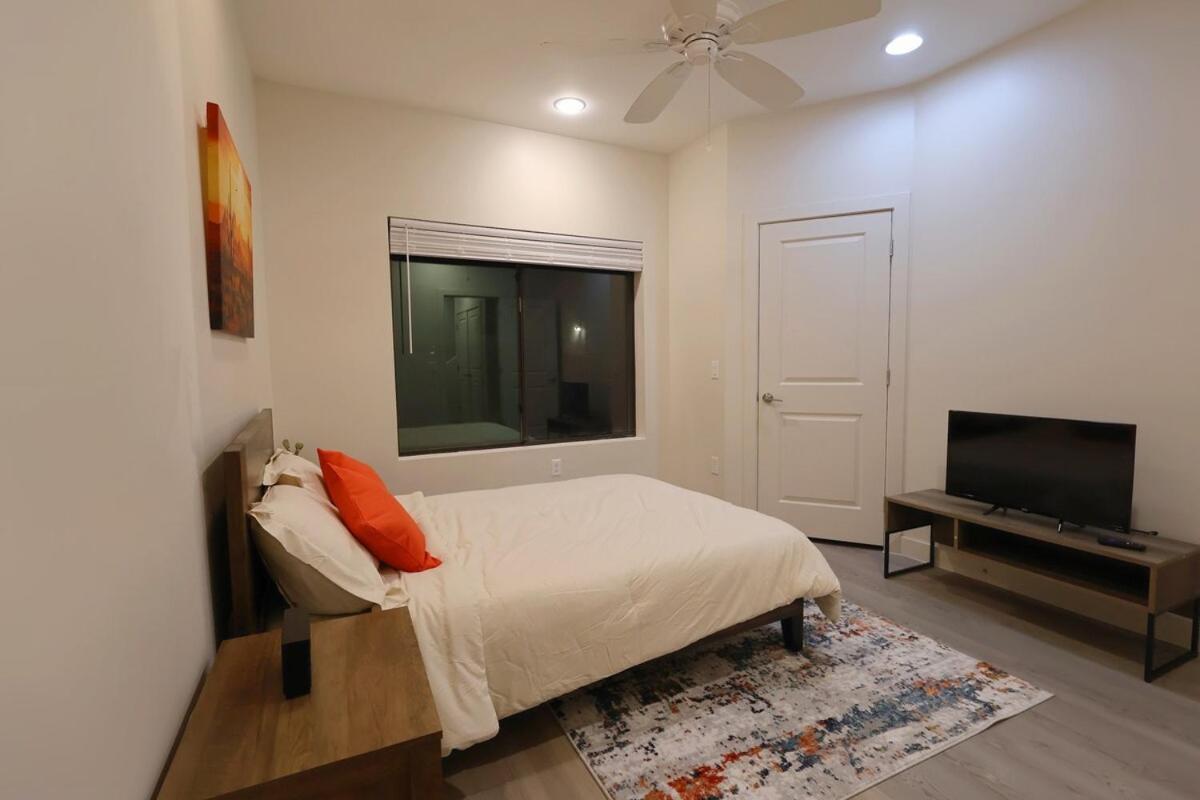 Apartamento To And Scottsdale Spacious 3br Escape In Phoenix! Phoenix