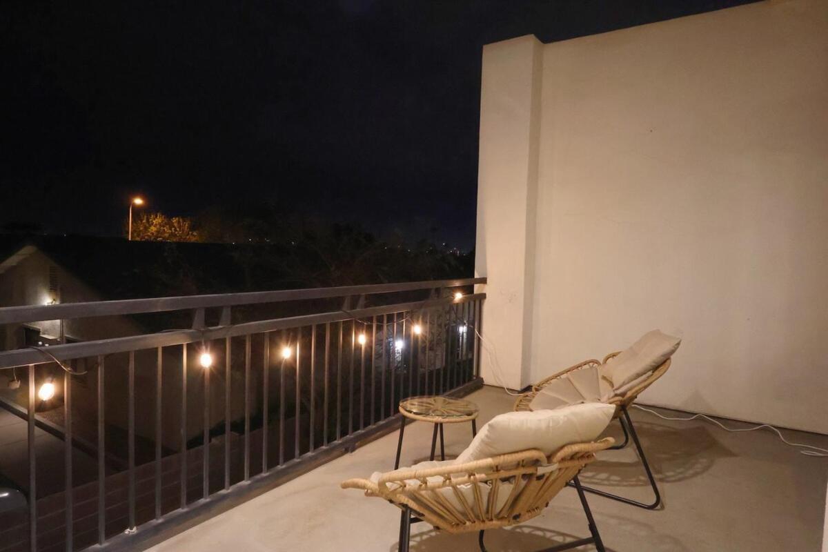 To And Scottsdale Spacious 3br Escape In Phoenix!