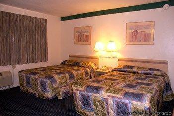 Central Phoenix Hotel 2* Phoenix