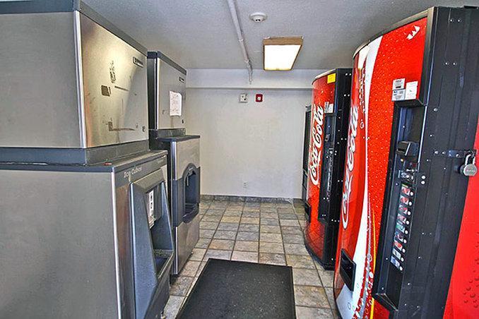 6-phoenix, Az - West 2*