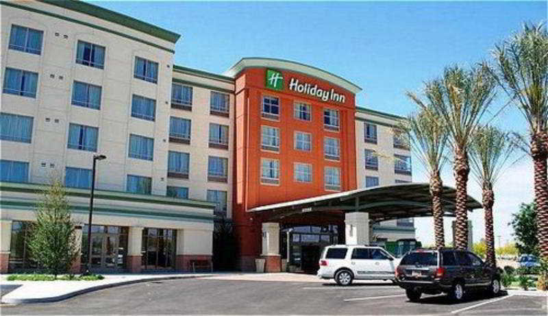 Holiday & Airport By Ihg 3* Phoenix