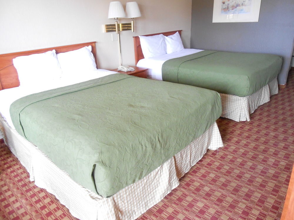 Motel Extend-a-suites 2*
