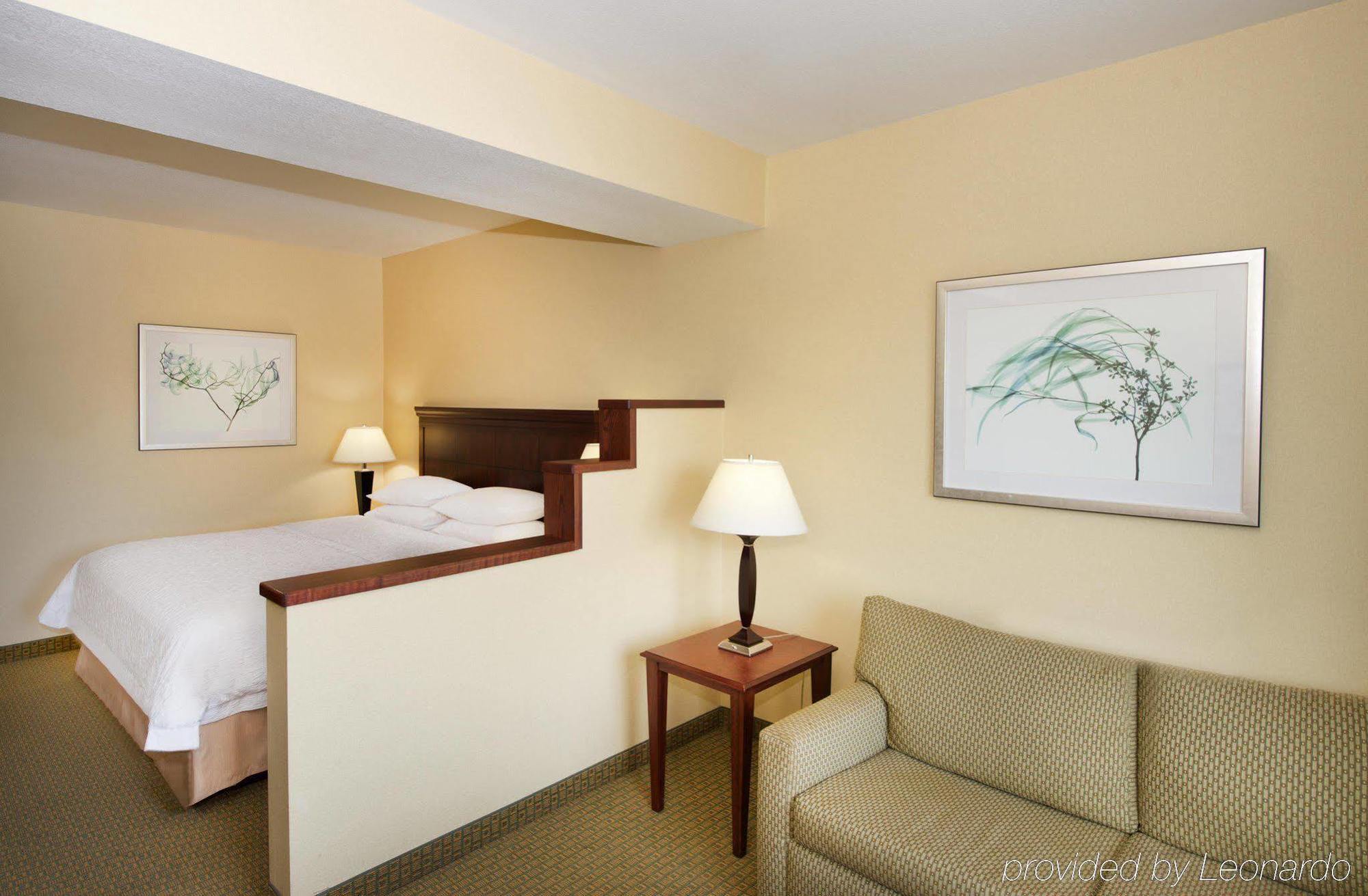 Hotel Hampton Airport North 3*