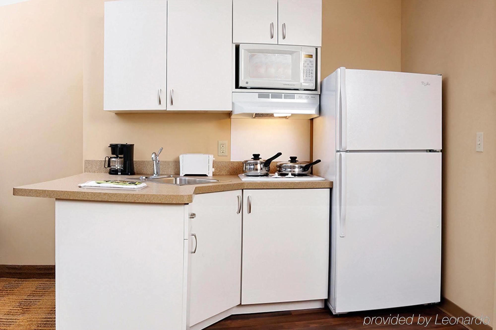 Extended America - - Chandler - E Chandler Blvd Hotel 2*