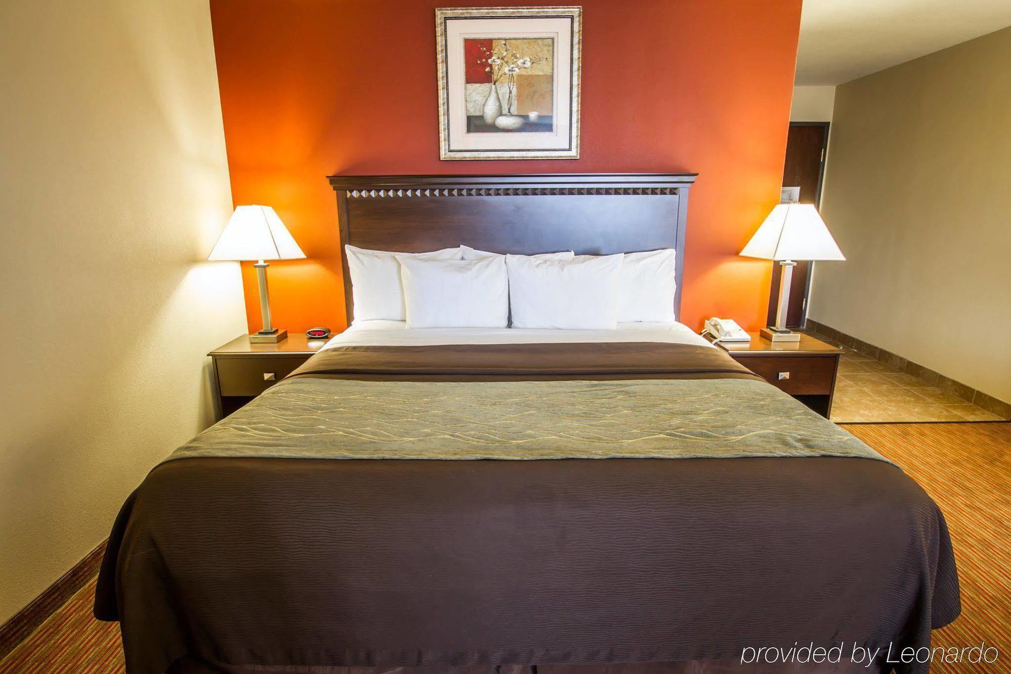 Hotel Comfort West At 27th Ave And I-i0 Phoenix