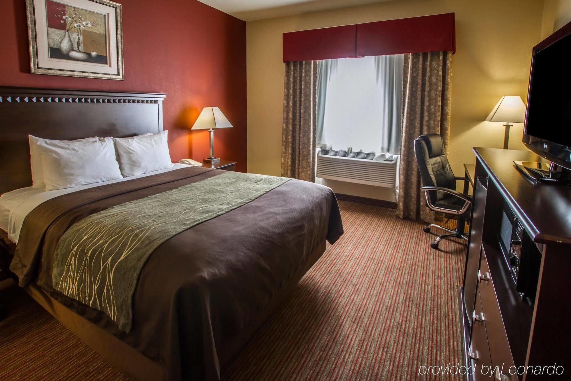 Hotel Comfort West At 27th Ave And I-i0 Phoenix