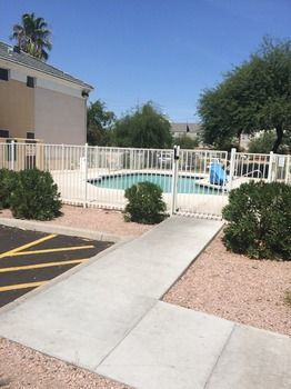 Hotel Hometowne Studios By Red Roof Phoenix - Black Canyon Highway Phoenix