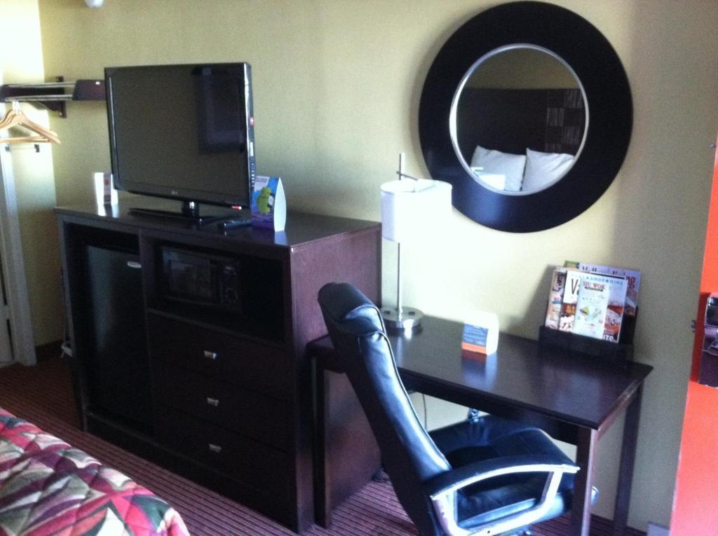 Hotel Super 8 By Wyndham Downtown Phoenix