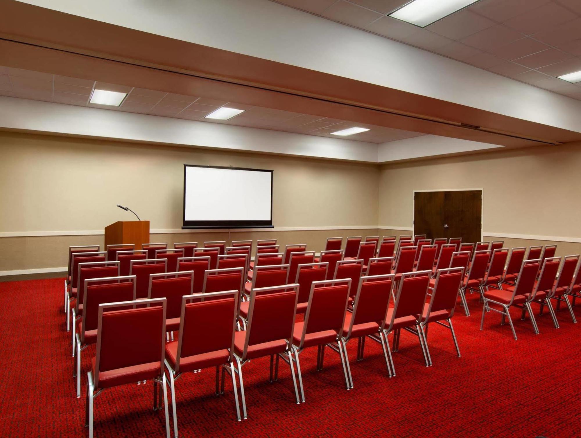Four Points By Sheraton South Mountain Hotel