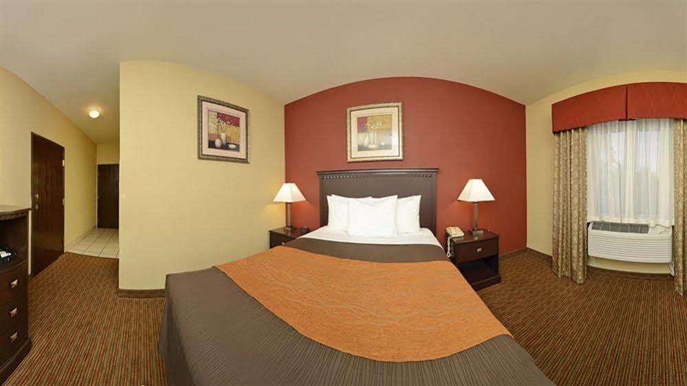 Hotel Comfort West At 27th Ave And I-i0 Phoenix