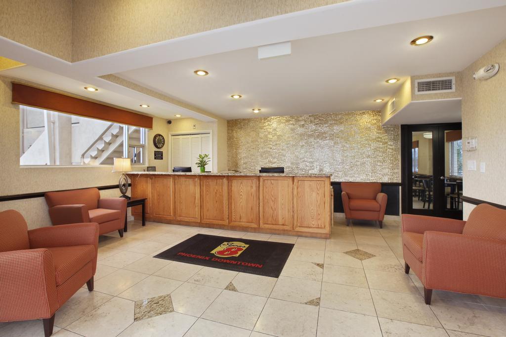 Super 8 By Wyndham Downtown Hotel Phoenix