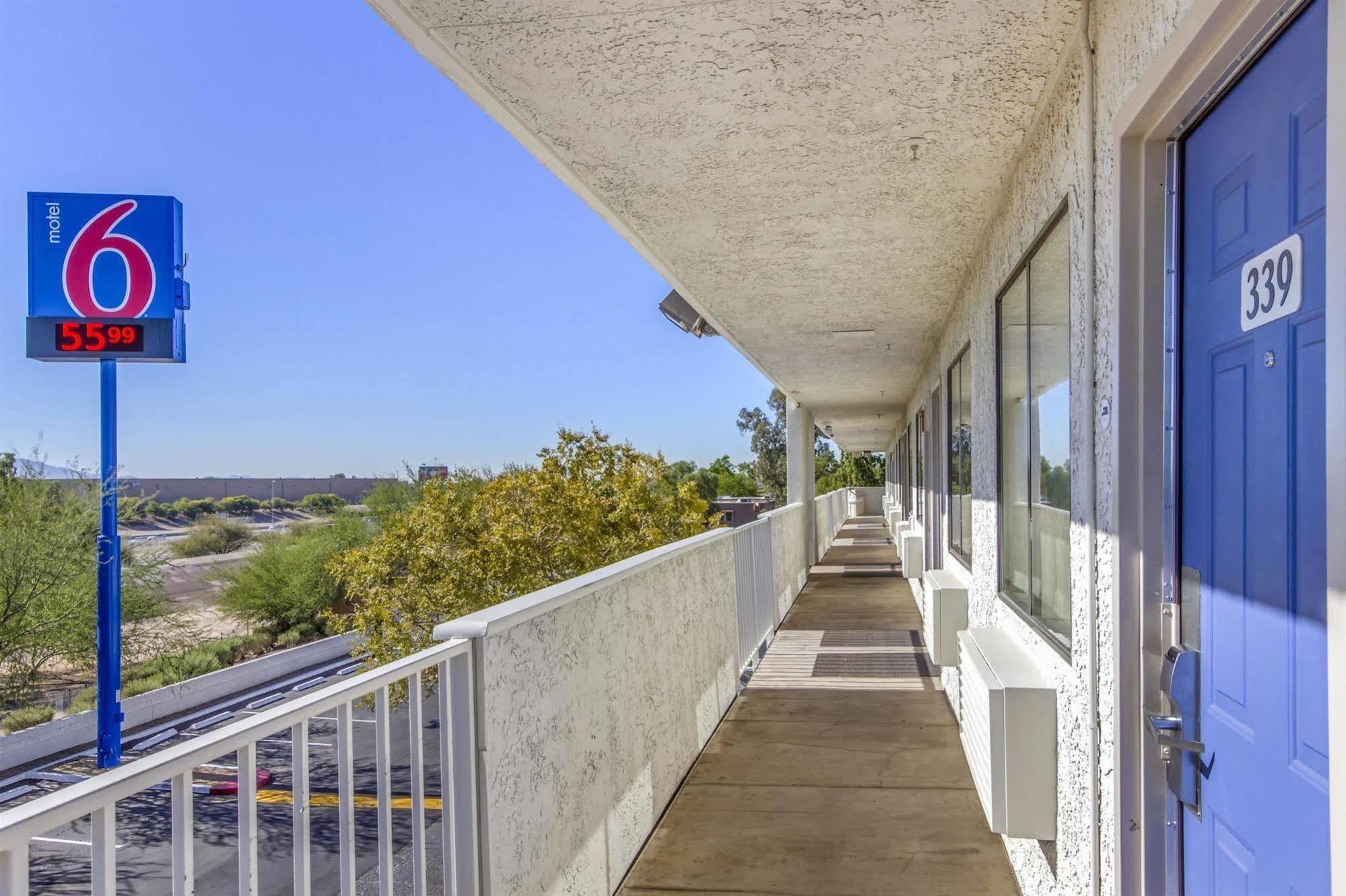 6-phoenix, Az - West Hotel Phoenix