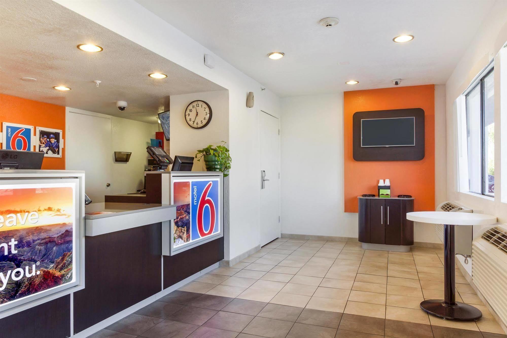 6-phoenix, Az - West Hotel