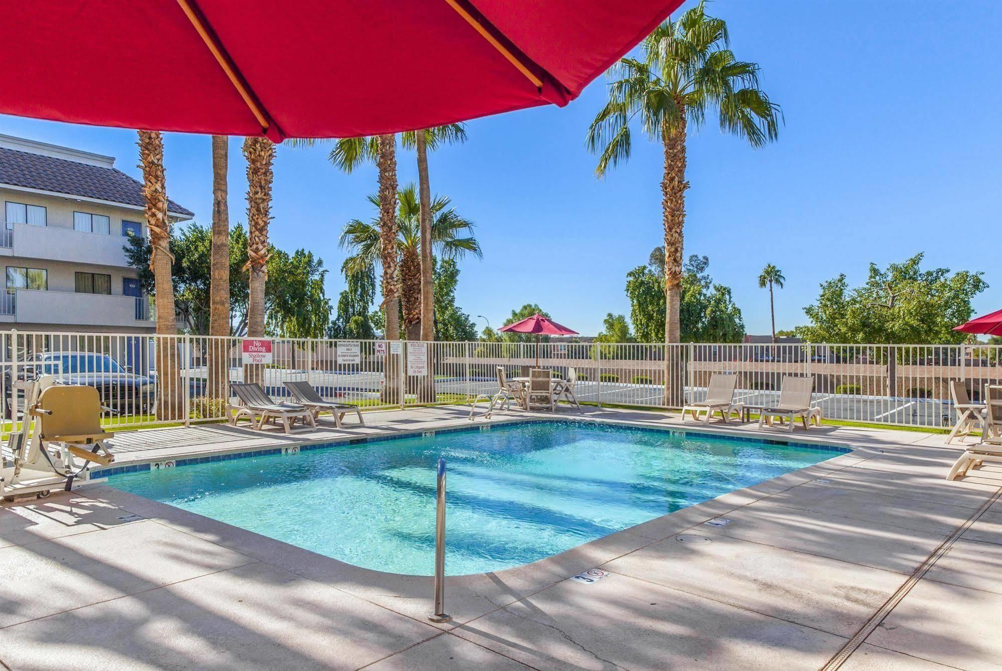 Hotel 6-phoenix, Az - West 2*