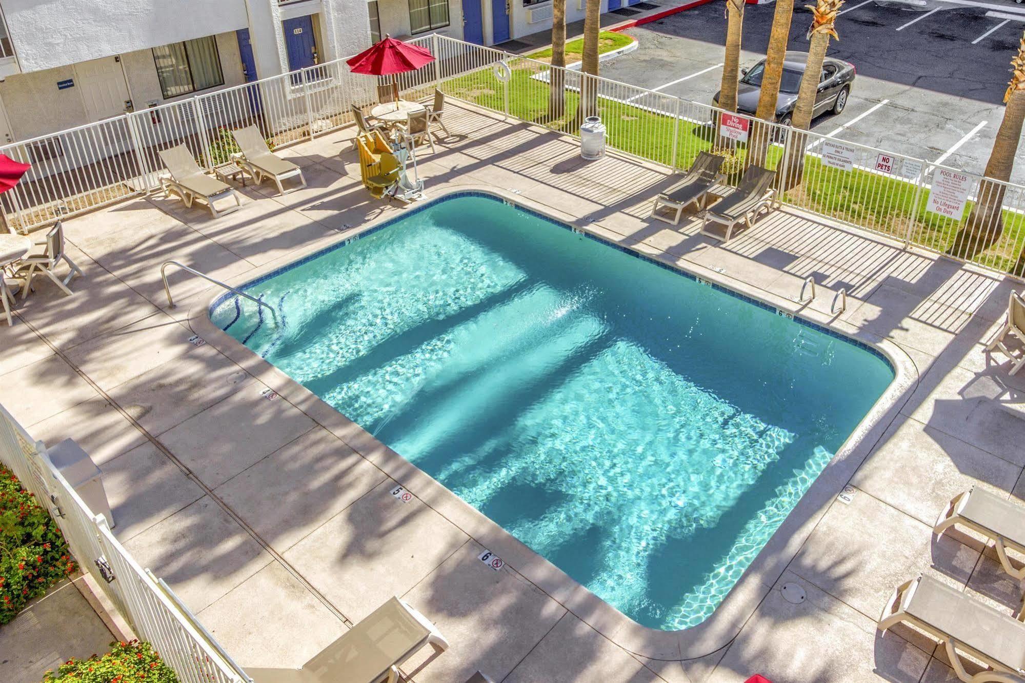 6-phoenix, Az - West 2*