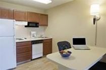 Hometowne Studios By Red Roof Phoenix - Black Canyon Highway Hotel 2*