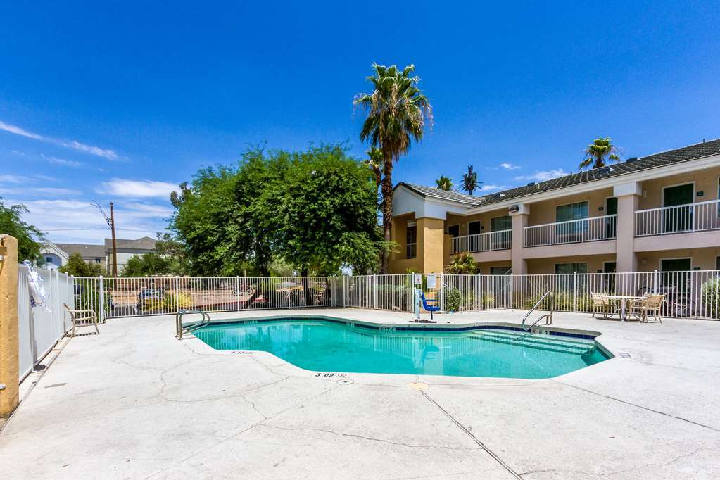 Hotel Hometowne Studios By Red Roof Phoenix - Black Canyon Highway