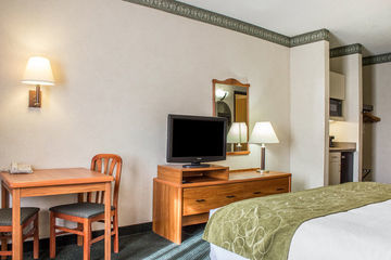 Hotel Baymont By Wyndham North 4*