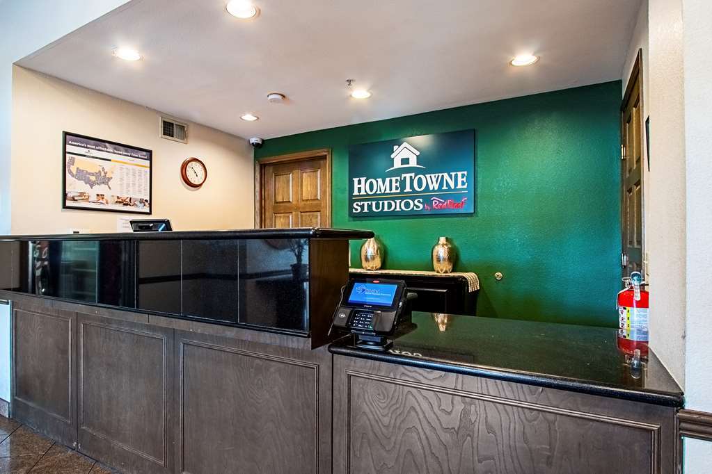 Hometowne Studios By Red Roof Phoenix - Black Canyon Highway 2* Phoenix