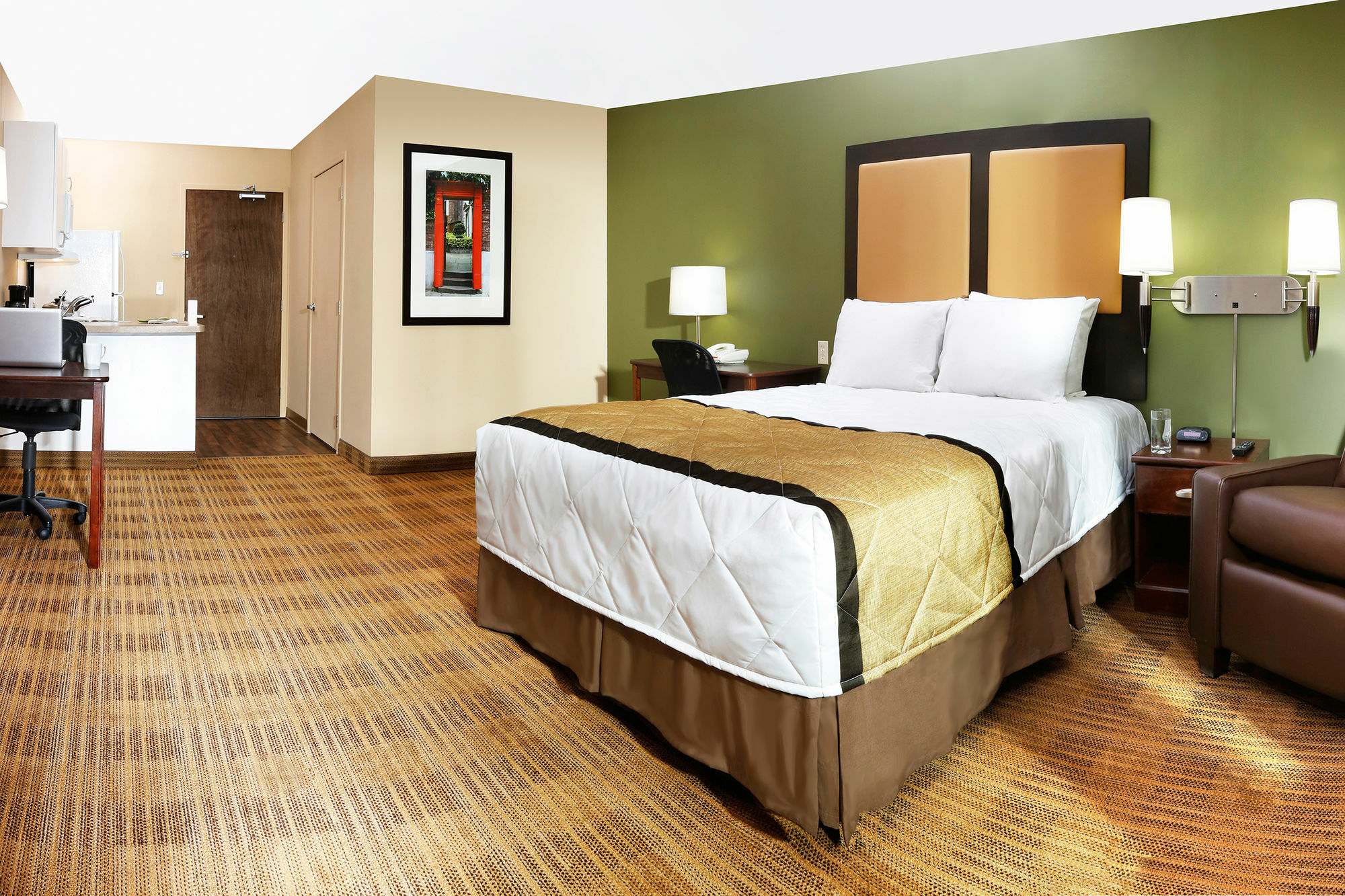 Extended America - - Chandler - E Chandler Blvd 2*