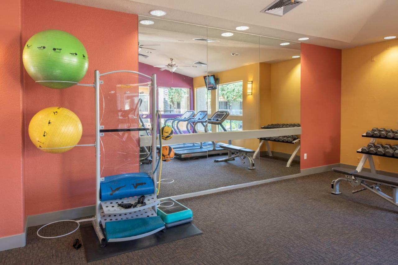 Tpc Golf, Shopping & Dining 3 Miles With Parking -1064 Phoenix
