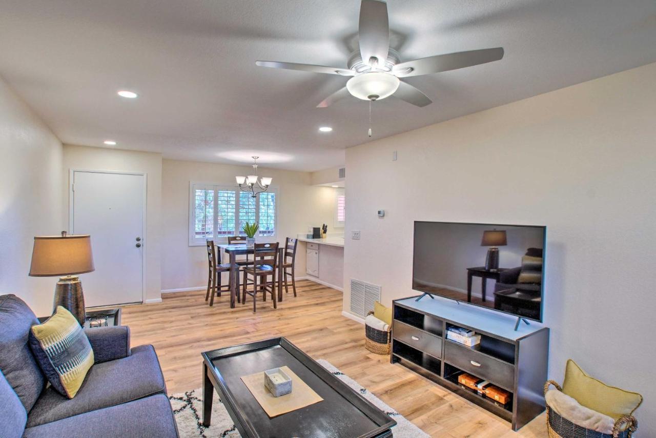 Modern Paradise Valley With Golf Course View! Apartment Phoenix