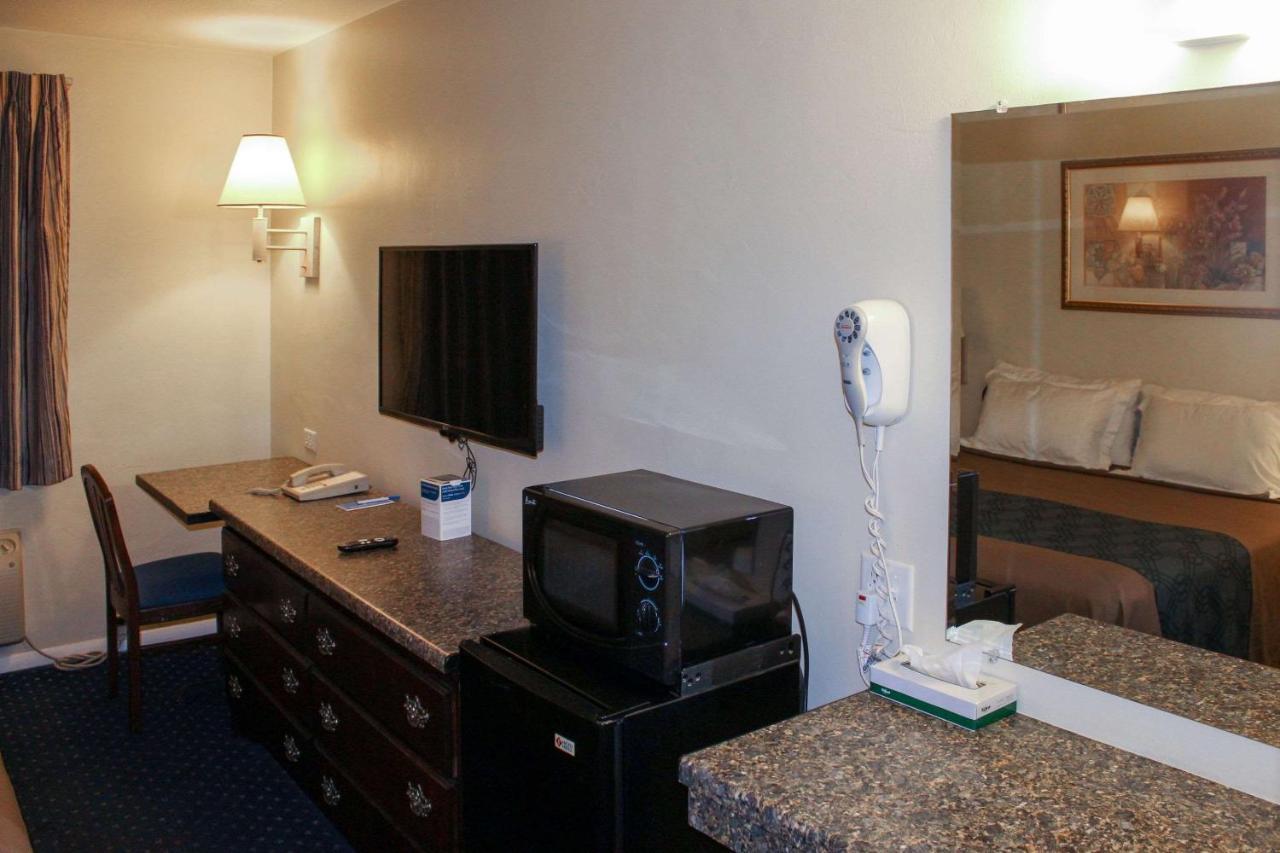 Central Phoenix Hotel Hotel