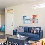 Frontdesk North Scottsdale Paradise Valley Apts