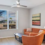 Stay Gia Modern 2 Bedroom Apartment With Swimming Pool