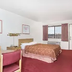 Super 8 By Wyndham Phoenix Metro North