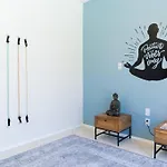 Sunnyside Of Life Retreat: Serene 5 Bedroom With Pool
