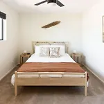 New! Scottsdale/Phx Retreat, Heated Pool, Hot Tub