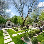 10Br - Valley Vista Mansion