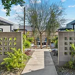 4 Square Studios