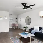 Contemporary Condo In Central Biltmore
