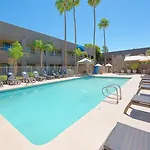 Best Western Innsuites Phoenix Hotel & Suites