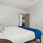 Cozysuites Phx Roro Gym, Pool, Pets, Parking! #9