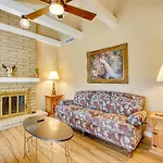 Glendale Oasis With Private Pool, Patio And Fireplace!