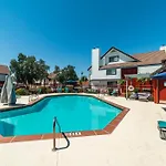 Metro Phx 1Bedroom Apartment