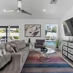 Spring Song Home - Location Style Pool Firepit Bbq