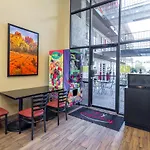 Travelers Inn - Phoenix