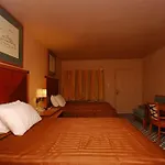 Airport Inn Downtown