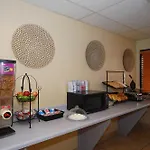 Quality Inn & Suites Downtown Phoenix