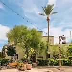 Frontdesk North Scottsdale Paradise Valley Apts