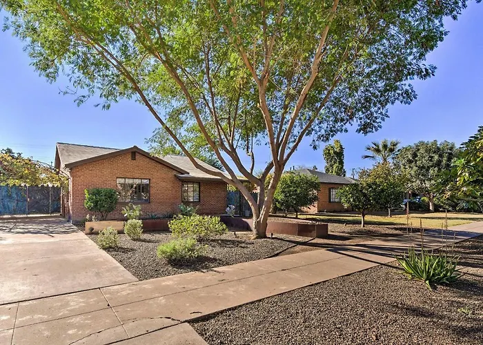 Sun-Lit Phoenix Gem Backyard Entertainment Patio!