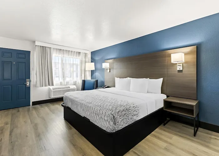 Surestay Hotel By Best Western Phoenix Airport