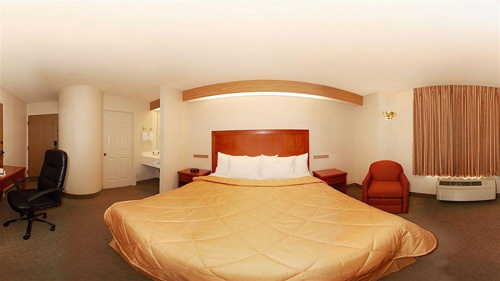 Sleep Airport Hotel