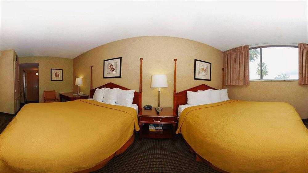 Hotel Quality & Downtown 2*