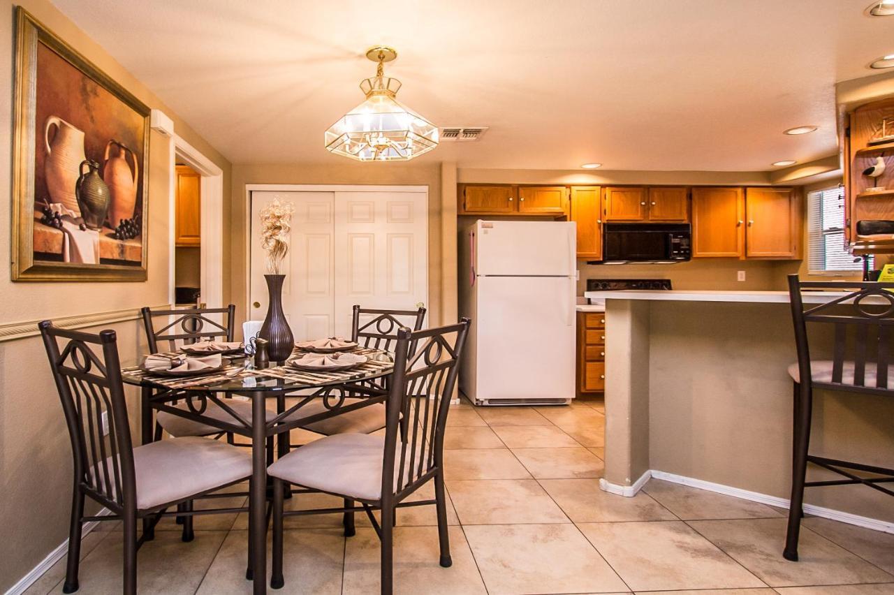 Private Community W/3 Pool-spa Complexes, Heated & Open 24/7/365! *