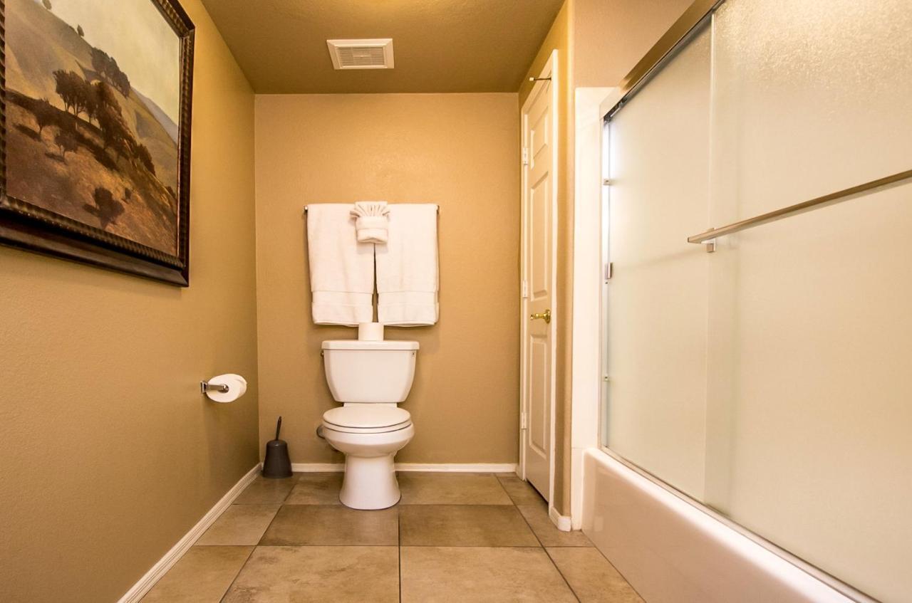 Private Community W/3 Pool-spa Complexes, Heated & Open 24/7/365! *